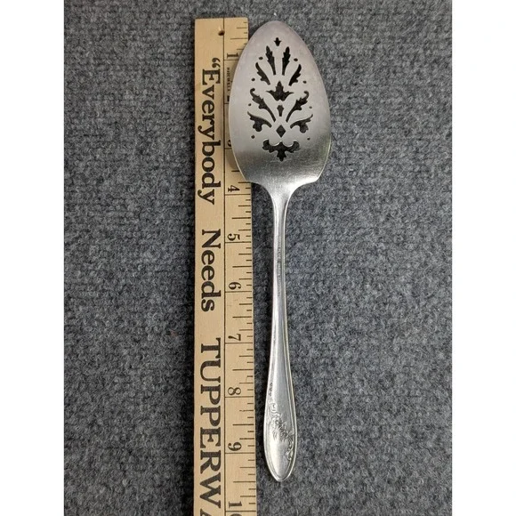 Vintage Oneida Community Silverplated Pie Server  Tudor Plate Flatware Utensil - Picture 6 of 6